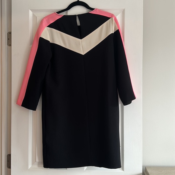 Essential Antwerp color block shift dress European size 38 - Picture 3 of 3